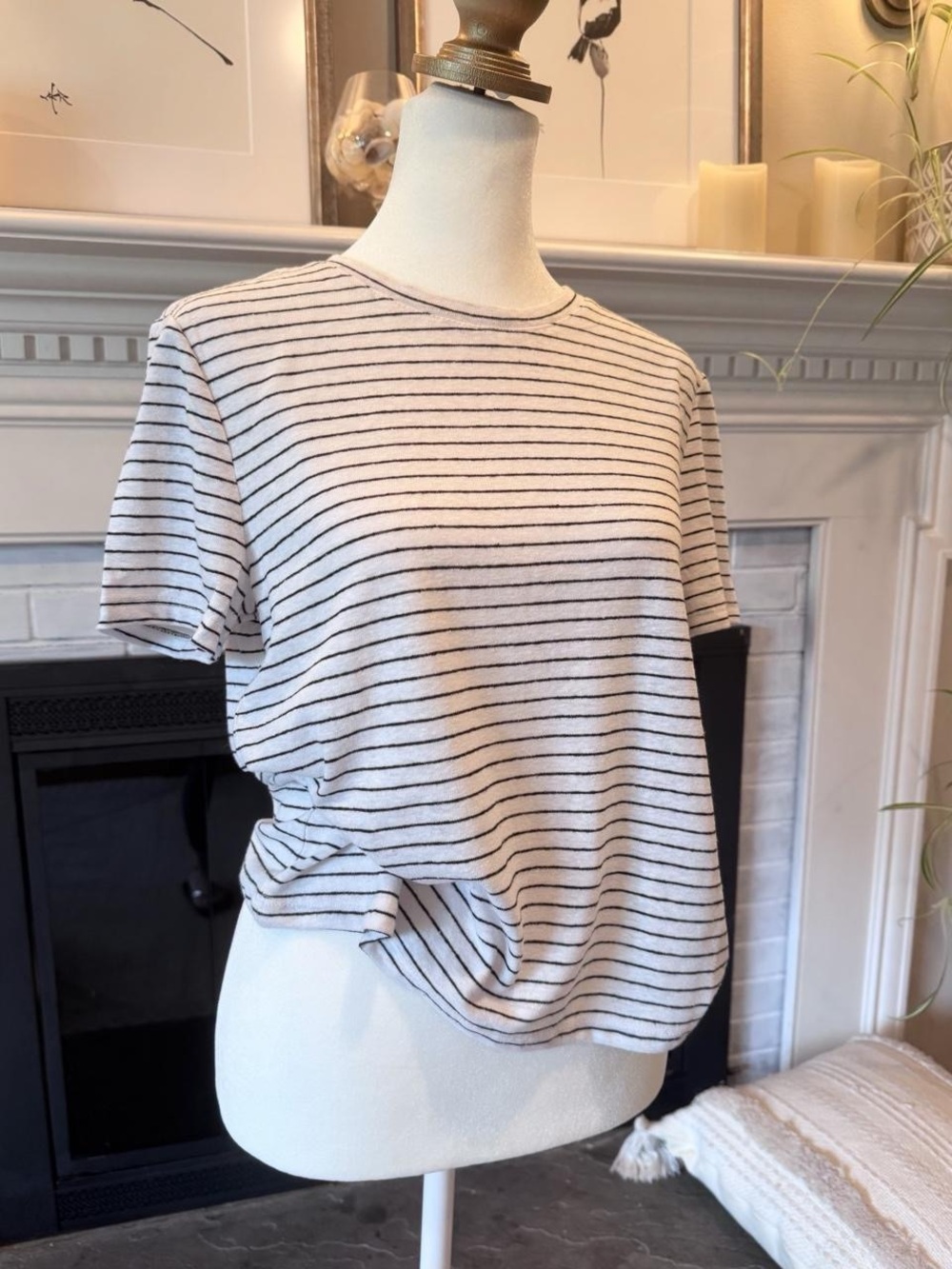 Banana Republic Linen Blend Striped Tee NWT Small Crewneck